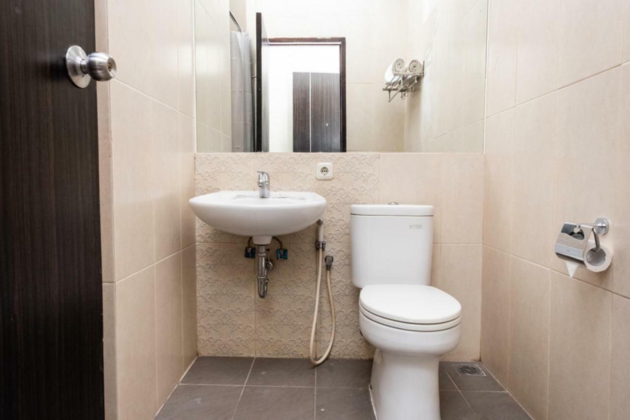 Reddoorz @ Pelita Raya Rappocini Hotel Makassar Phòng bức ảnh